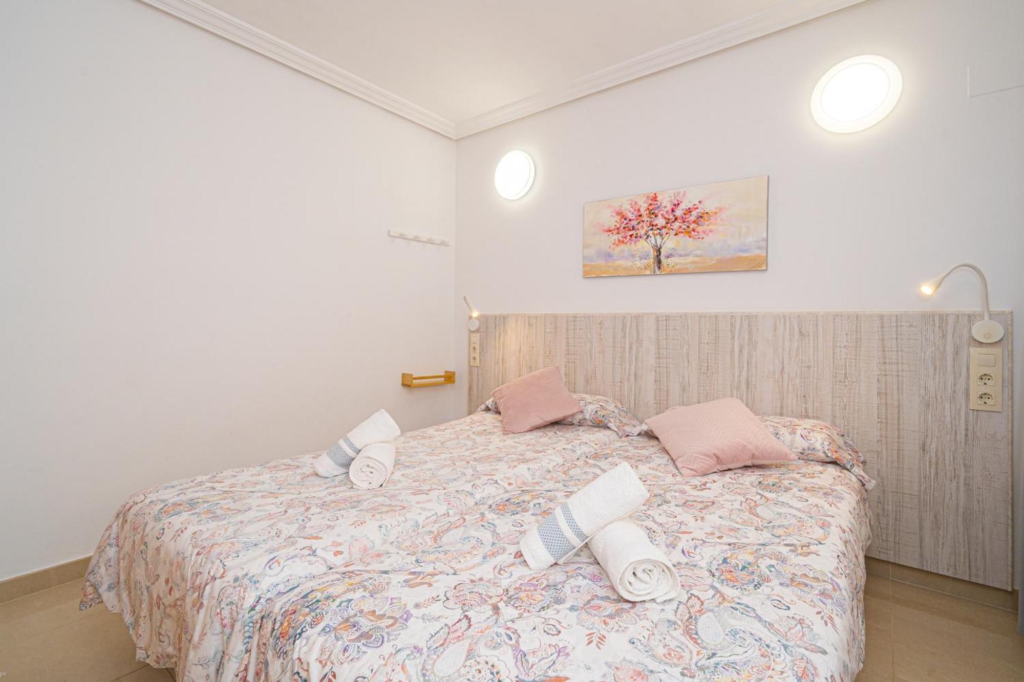 Front Line Apartment Jakarta 2 エル・カンページョ エクステリア 写真