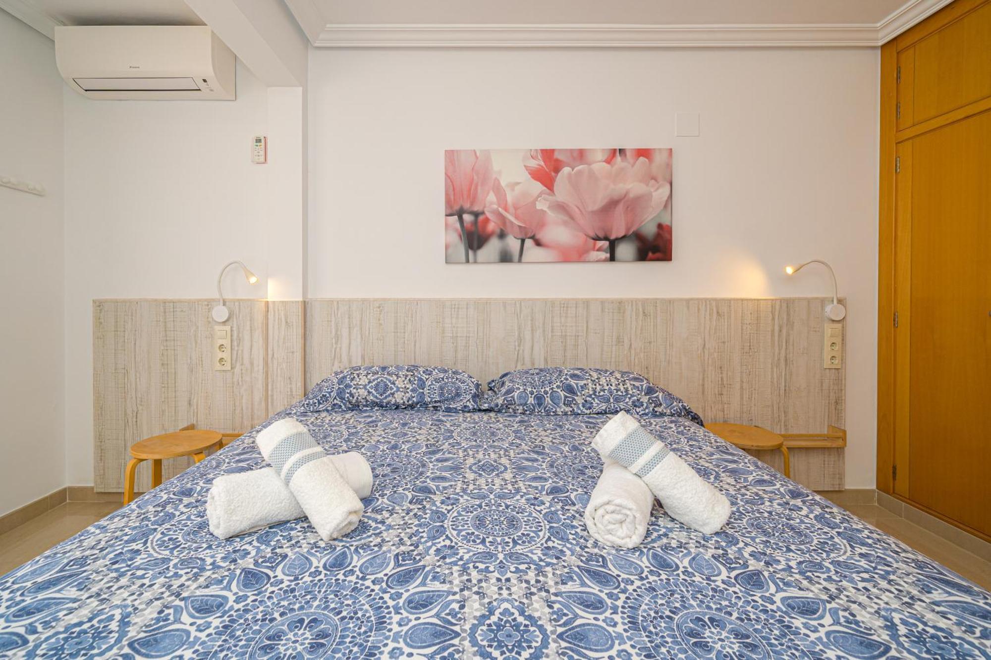 Front Line Apartment Jakarta 2 エル・カンページョ エクステリア 写真